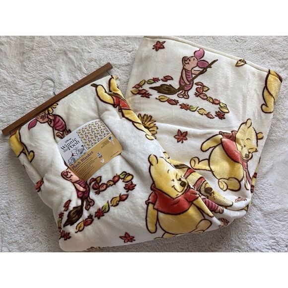 Disney Winnie the Pooh & Piglet Autumn Fall Sunflowers Blanket 90 X 90” Queen Sz - Picture 9 of 16